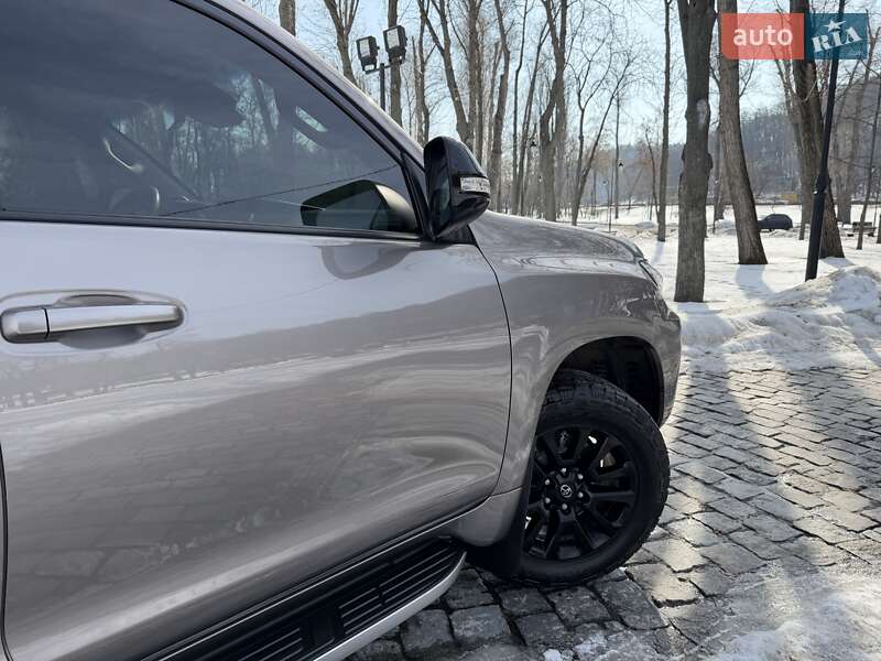 Toyota Land Cruiser Prado 2021