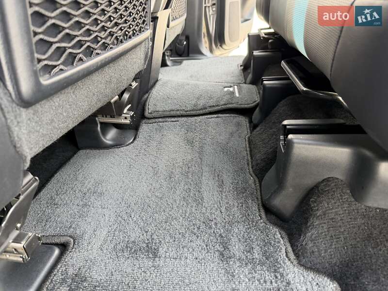 Toyota Land Cruiser Prado 2021