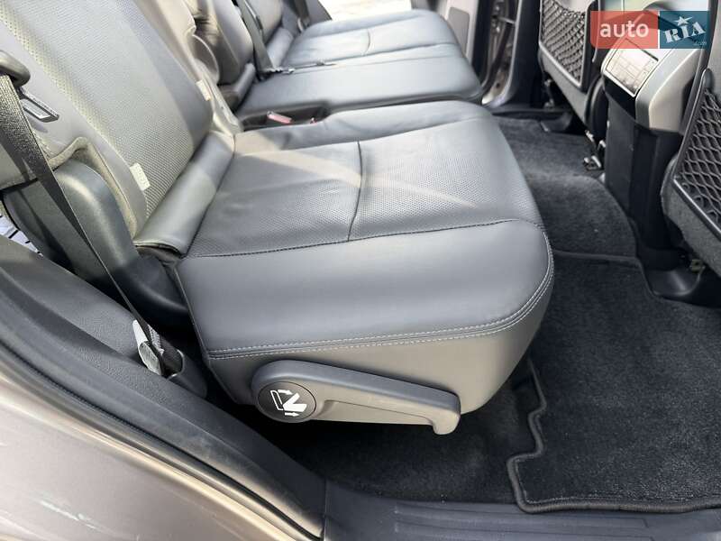 Toyota Land Cruiser Prado 2021