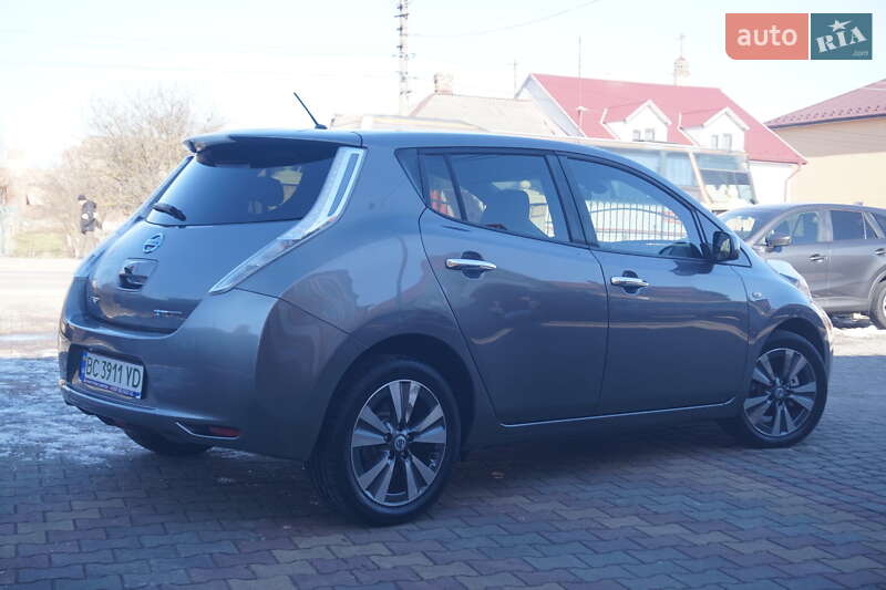 Nissan Leaf 2014
