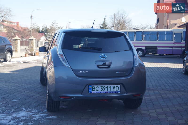 Nissan Leaf 2014