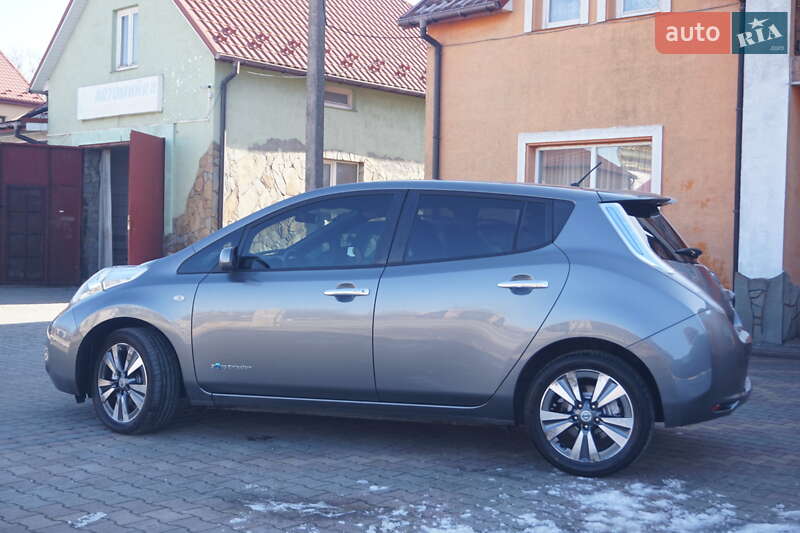 Nissan Leaf 2014