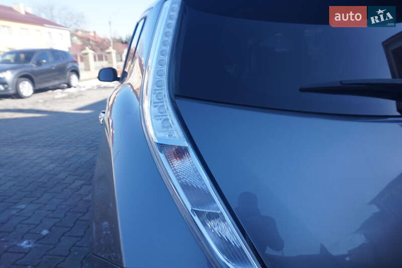 Nissan Leaf 2014