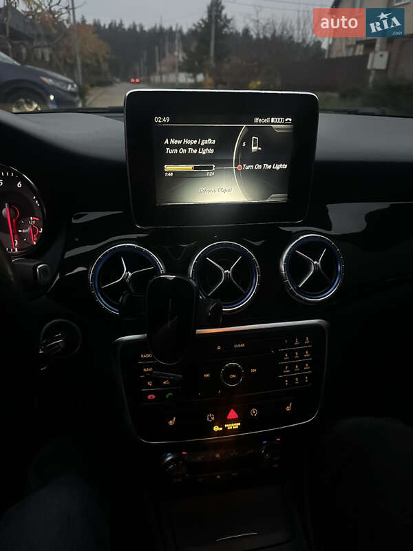 Mercedes-Benz CLA-Class 2015