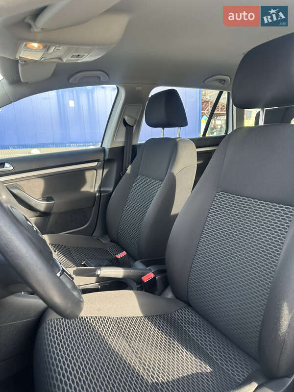 Volkswagen Golf 2012