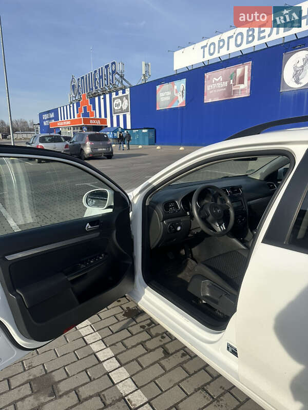 Volkswagen Golf 2012