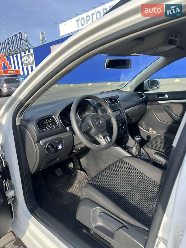 Volkswagen Golf 2012