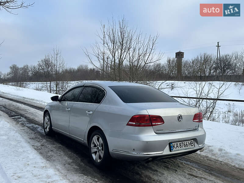 Volkswagen Passat 2012