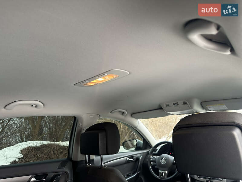 Volkswagen Passat 2012