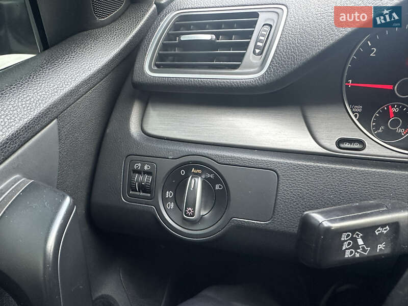 Volkswagen Passat 2012