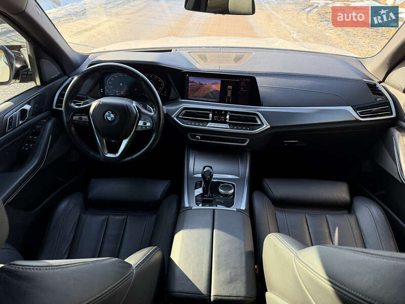 BMW X5 2019