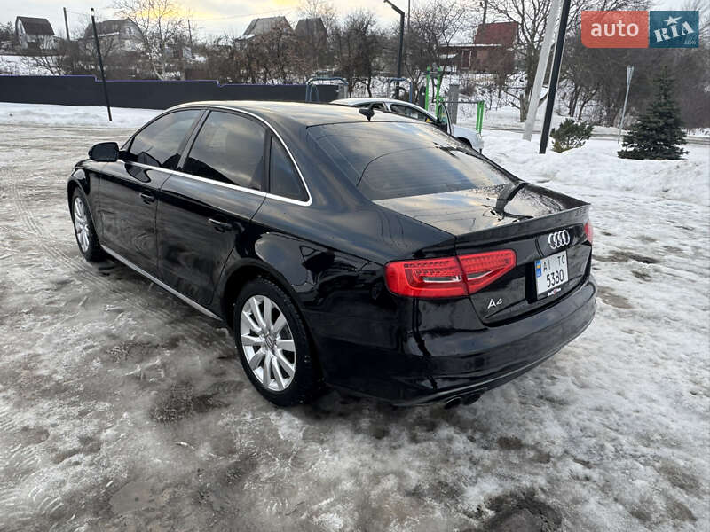 Audi A4 2014