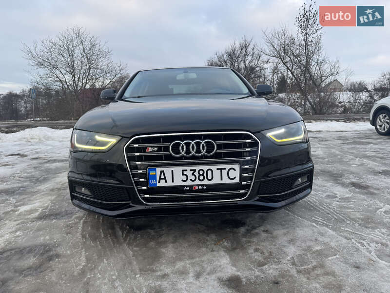 Audi A4 2014