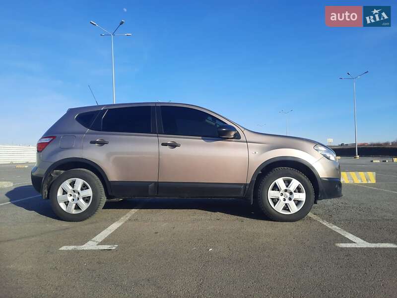 Nissan Qashqai 2012