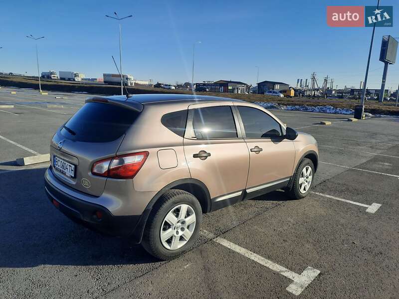 Nissan Qashqai 2012