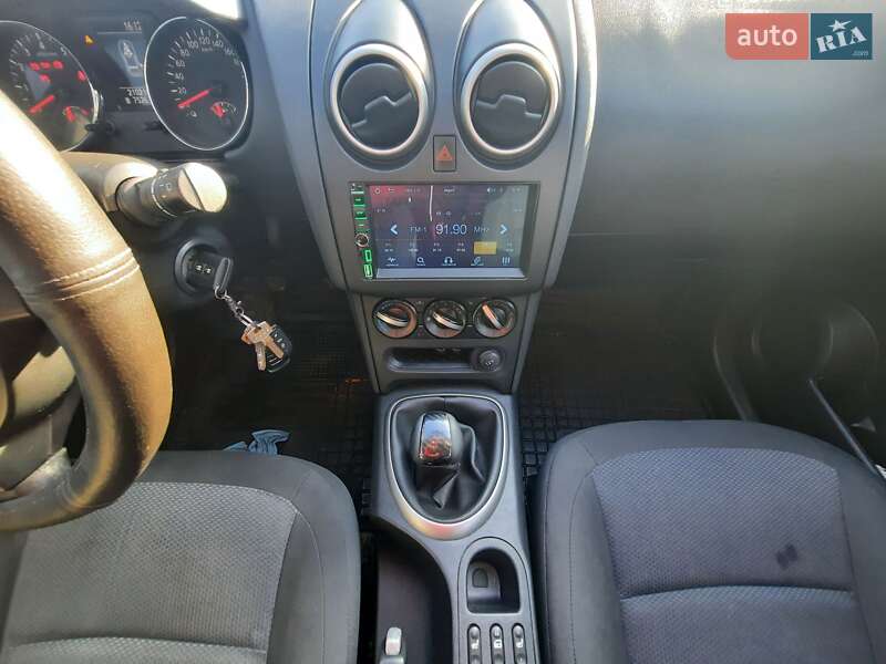 Nissan Qashqai 2012