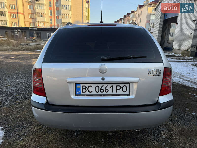 Skoda-1