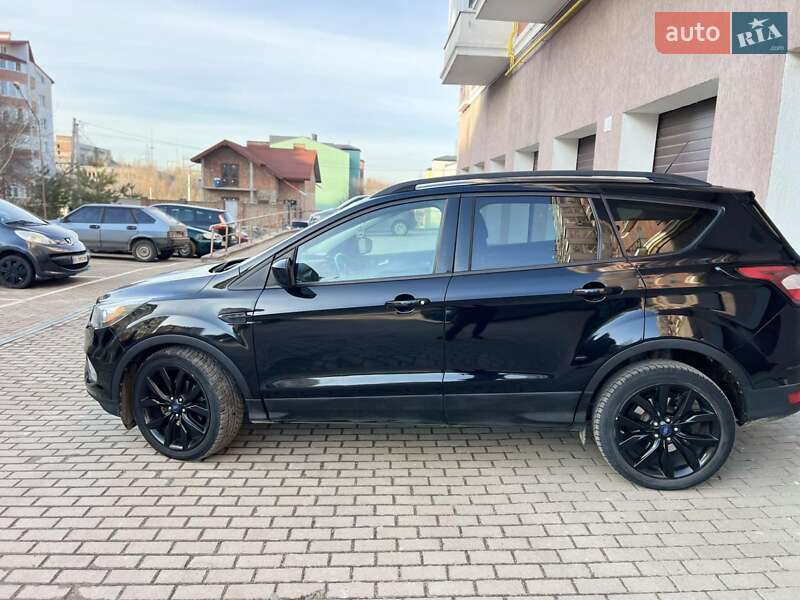 Ford Escape 2017