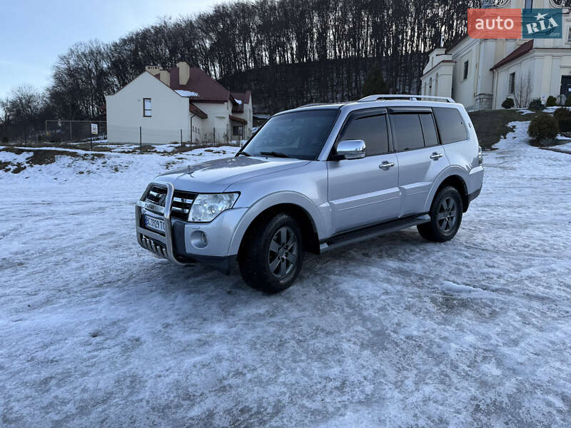 Mitsubishi Pajero Wagon 2008