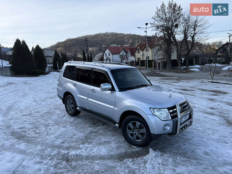Mitsubishi Pajero Wagon 2008