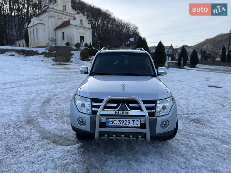 Mitsubishi Pajero Wagon 2008