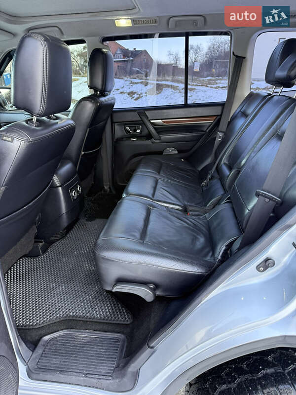 Mitsubishi Pajero Wagon 2008