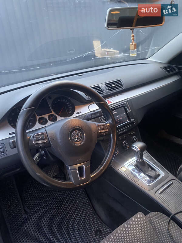 Volkswagen Passat 2008