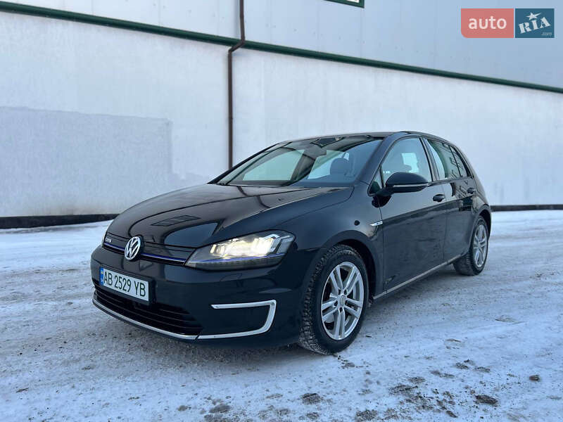 Volkswagen e-Golf 2016