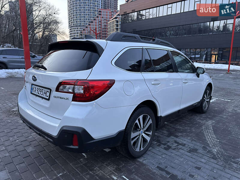 Subaru Outback 2019