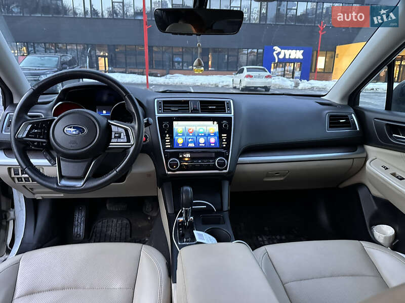 Subaru Outback 2019