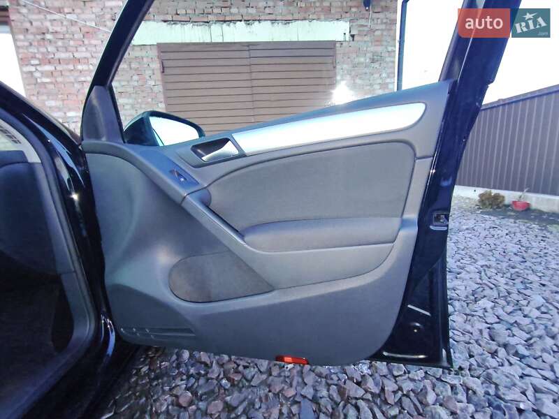 Volkswagen Golf 2009