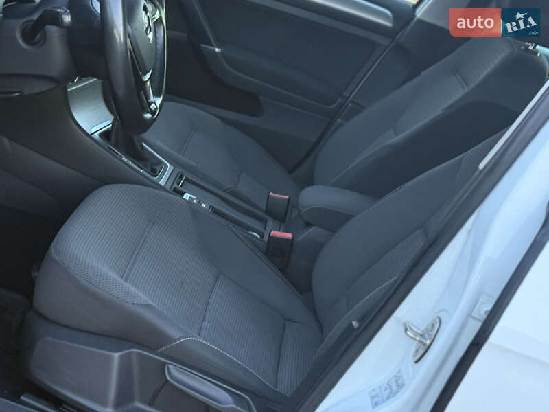 Volkswagen Golf 2013