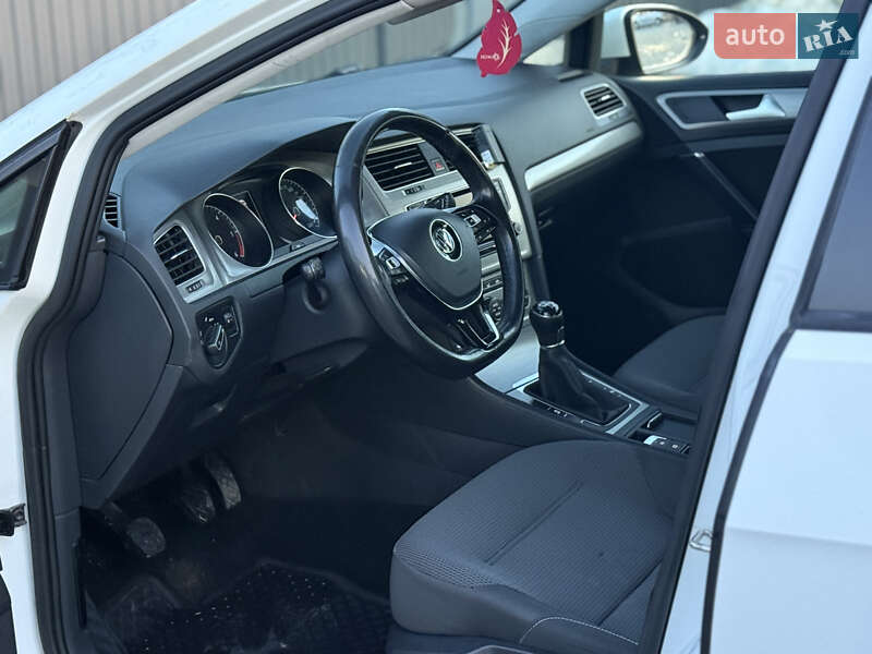 Volkswagen Golf 2013