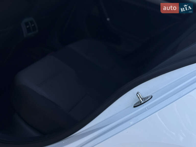 Volkswagen Golf 2013