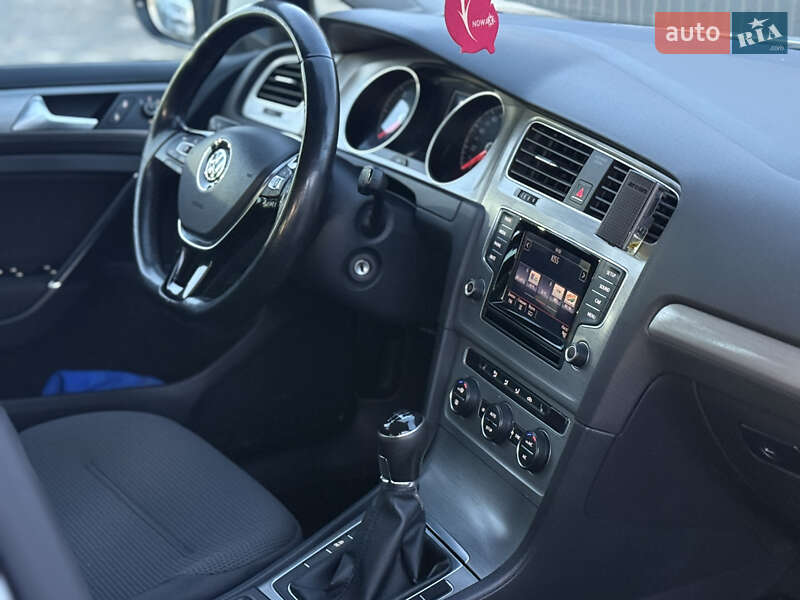 Volkswagen Golf 2013