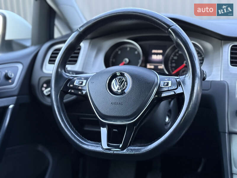 Volkswagen Golf 2013