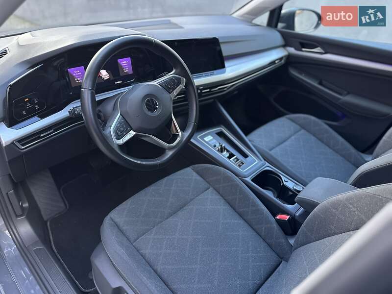 Volkswagen Golf 2022