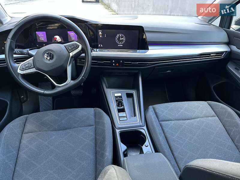 Volkswagen Golf 2022