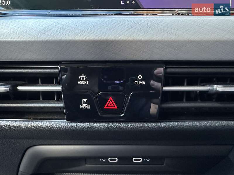 Volkswagen Golf 2022