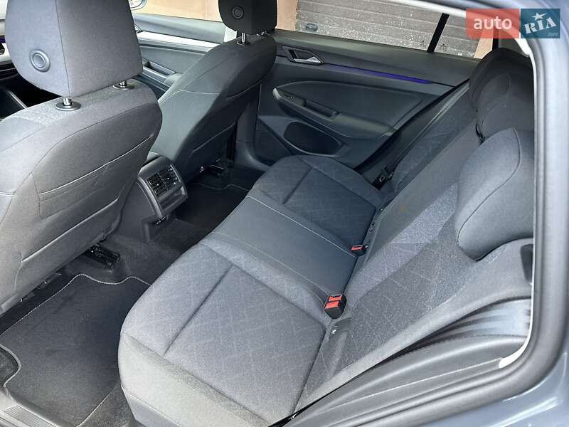 Volkswagen Golf 2022