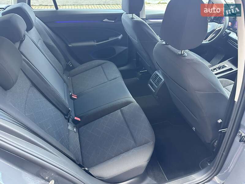 Volkswagen Golf 2022