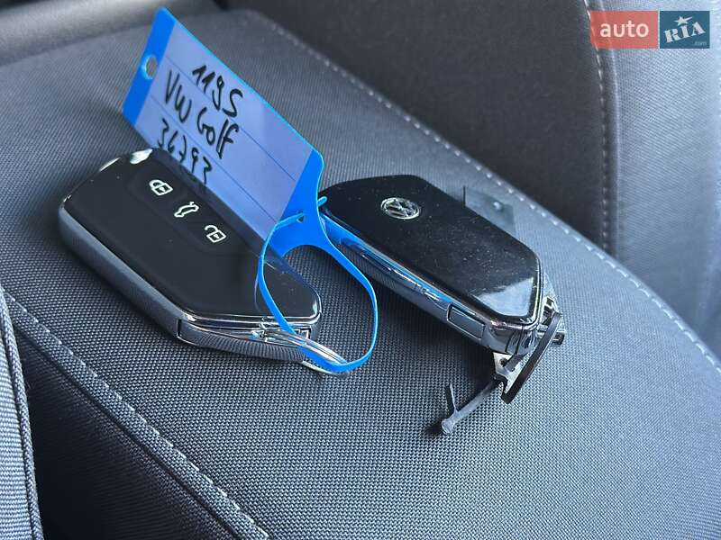 Volkswagen Golf 2022