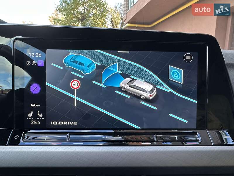 Volkswagen Golf 2022