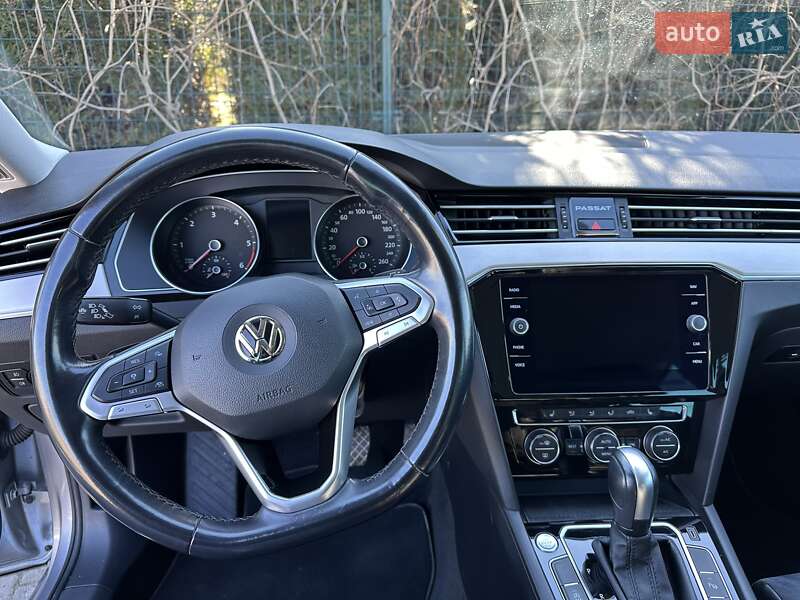 Volkswagen Passat 2020