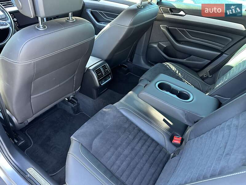 Volkswagen Passat 2020