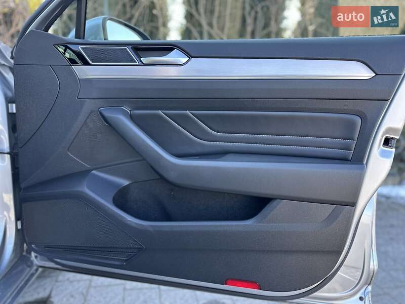 Volkswagen Passat 2020