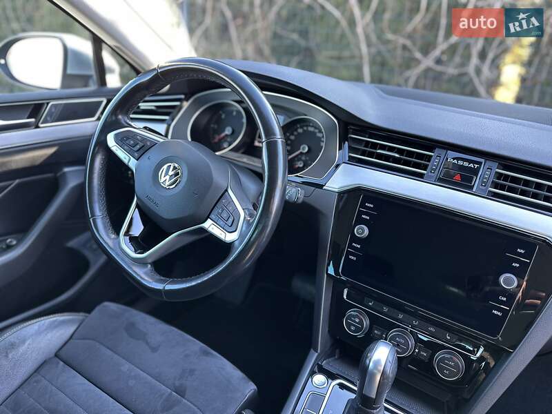 Volkswagen Passat 2020