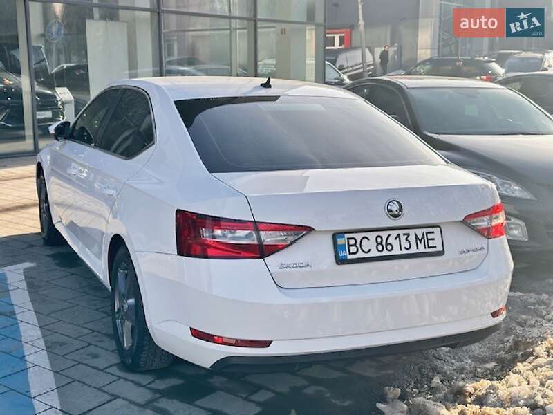 Skoda Superb 2016