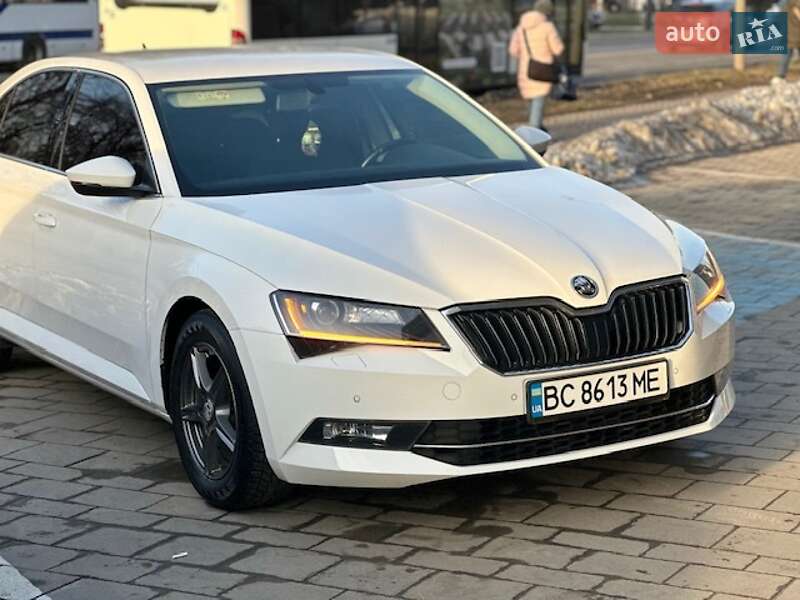 Skoda Superb 2016