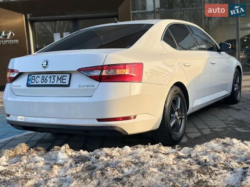 Skoda Superb 2016